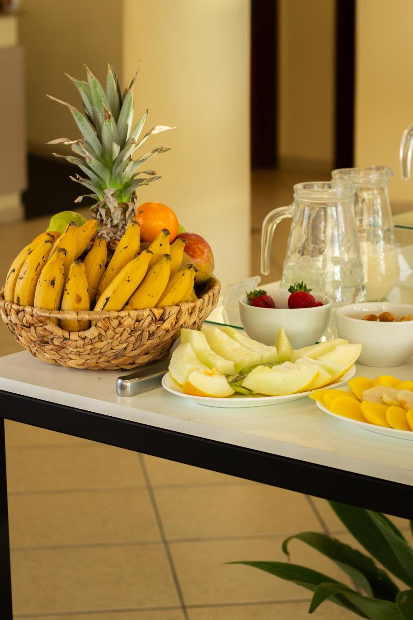 Hotel Cavera Alegrete